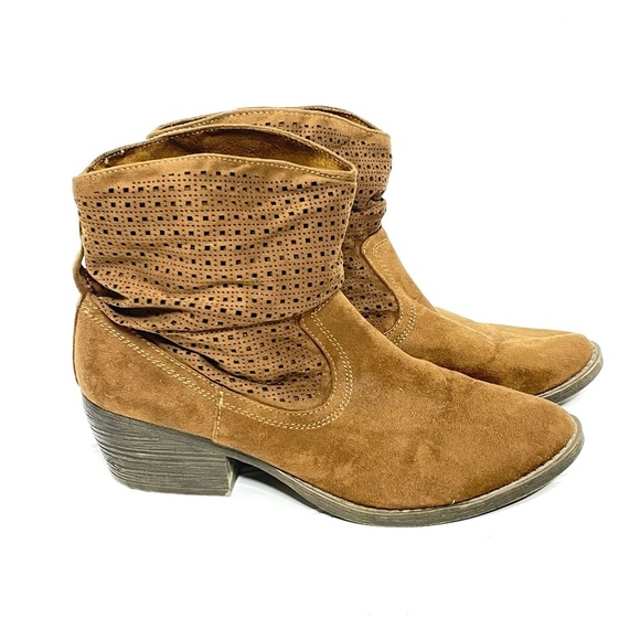 Austin Clothing Co. Shoes - Austin Slouchy perforated ankle booties 390